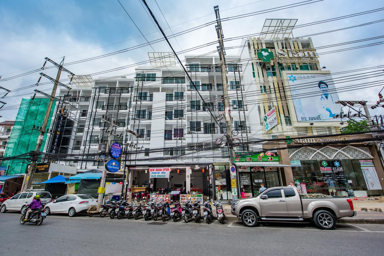 Royal Luxury Hotel Patong Exterior foto