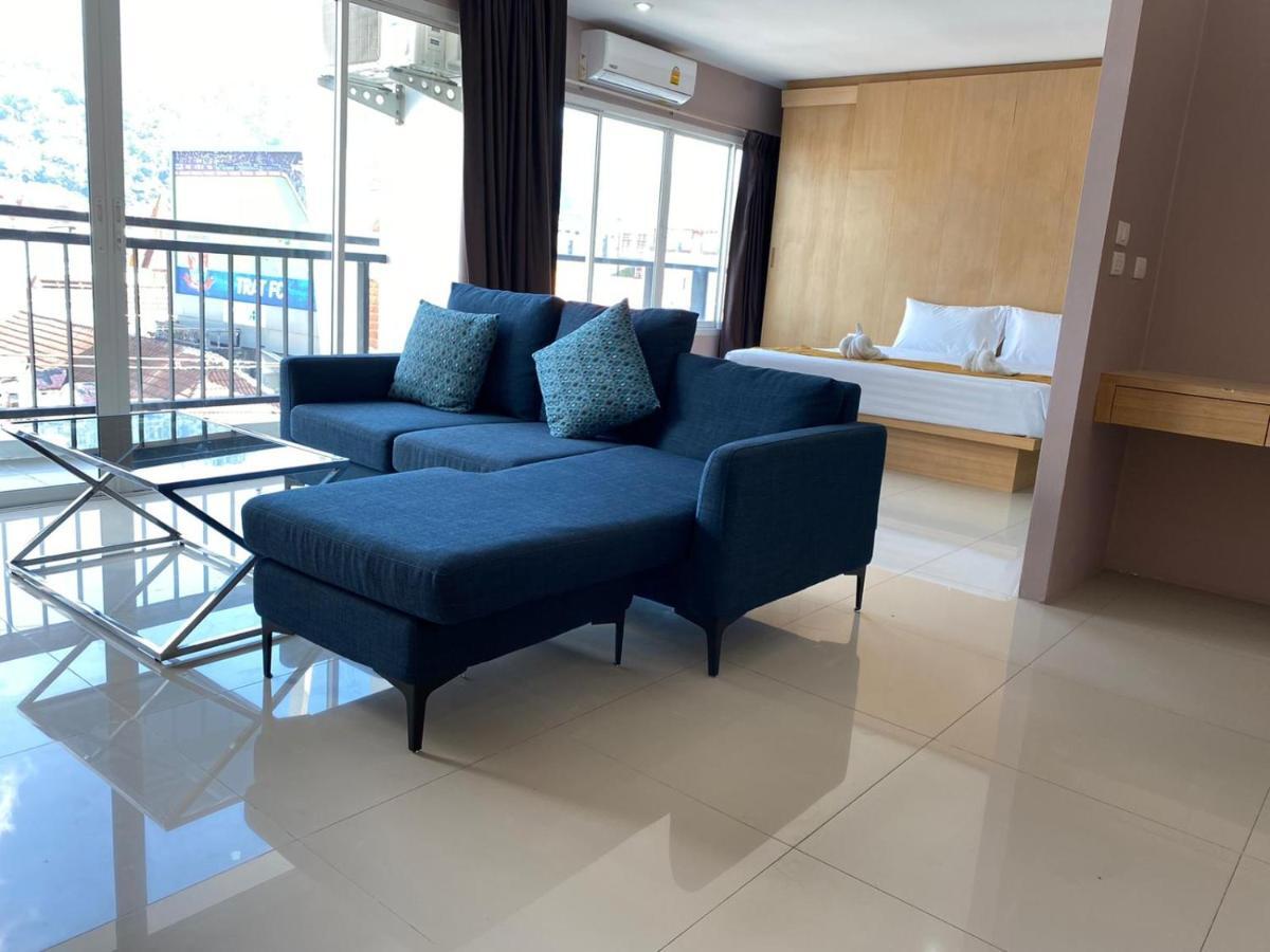Royal Luxury Hotel Patong Exterior foto